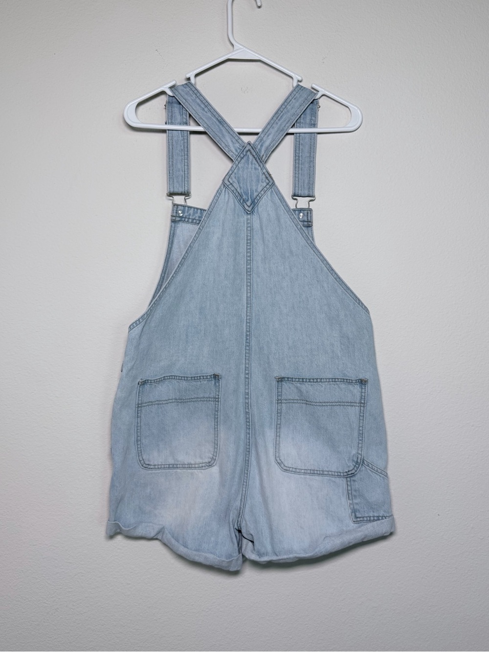 Women's Medium Easel Distressed Light Wash Denim Short Overalls Shortalls Boho - Picture 11 of 11